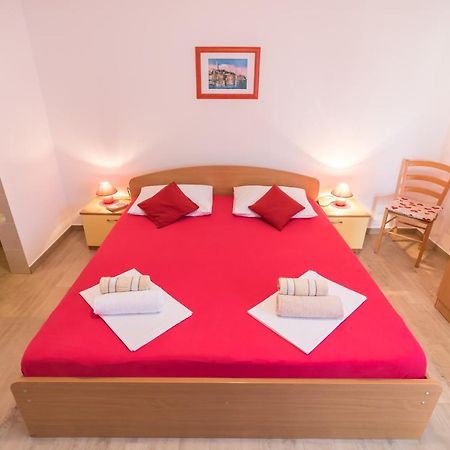 Katarina Apartments Rab Town Luaran gambar