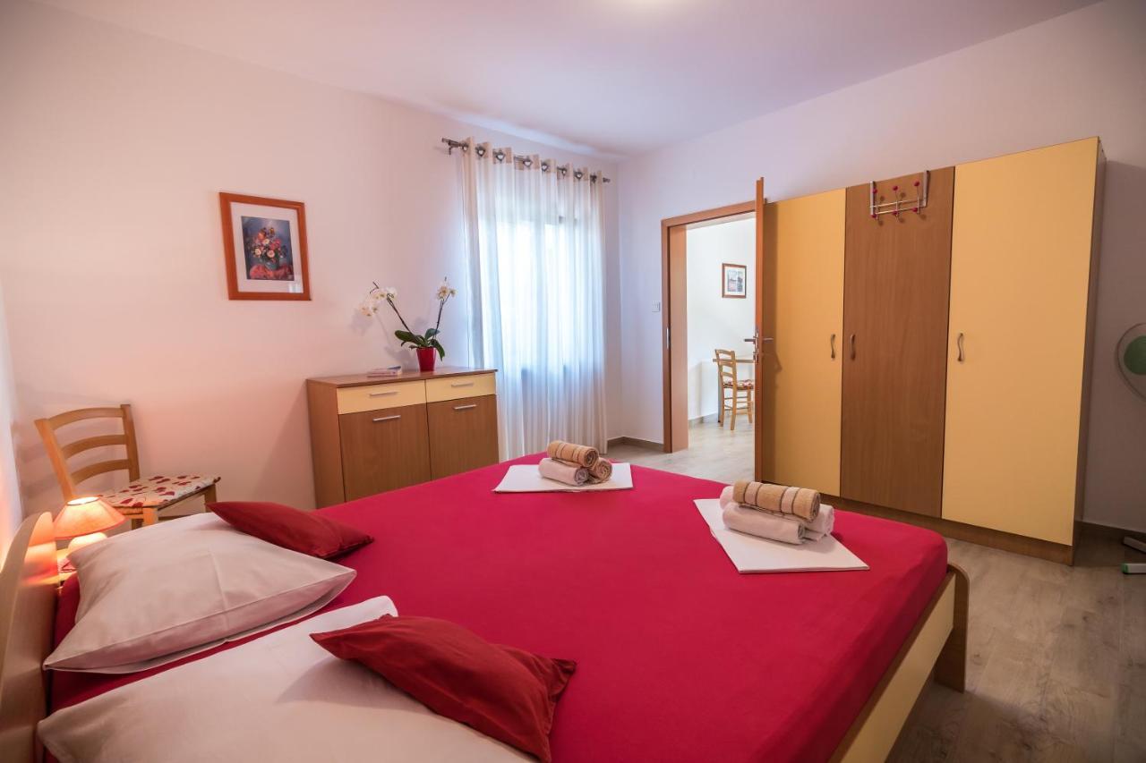 Katarina Apartments Rab Town Luaran gambar
